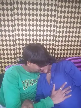 Freakingromance online show from 03-18-26, 08:39