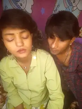 Freakingromance online show from 02-15-26, 07:57