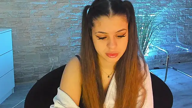 BellaNoir  online show from 01-14-26, 06:17