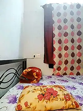 LoveLy-Soneya online show from 02-15-26, 10:52