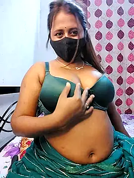 LoveLy-Soneya online show from 02-21-26, 08:33