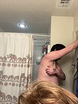 Snapshot of Redriddinghood8 chatting on 02-05-26, 07:48 Redriddinghood8 online show from 02-05-26, 07:48