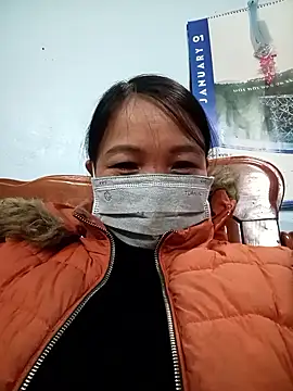 Snapshot of Sasu-u chatting on 11-04-25, 02:54 Sasu-u online show from 11-04-25, 02:54