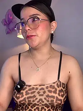 violettabond online show from 05-07-26, 01:14