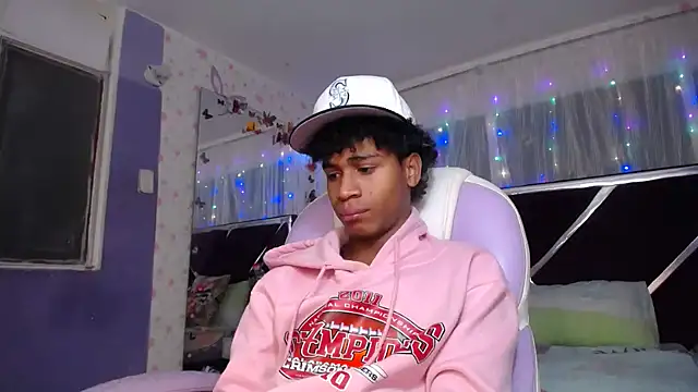 Santy bigcock 01 online show from 05-07-26, 11:35