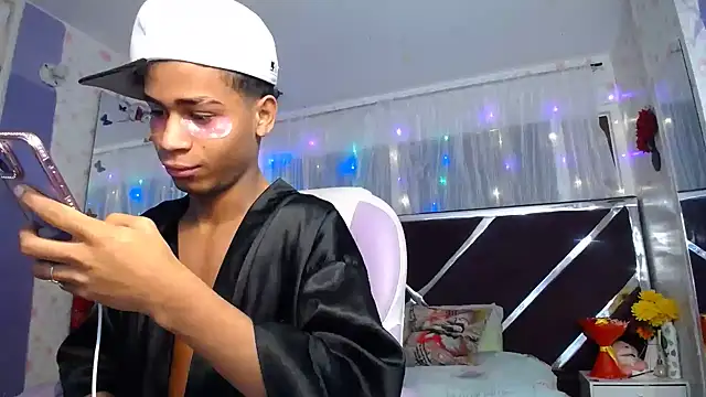 Santy bigcock 01 online show from 06-13-26, 02:26