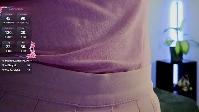 Snapshot of violetwluv chatting on 11-15-25, 10:41 violetwluv online show from 11-15-25, 10:41