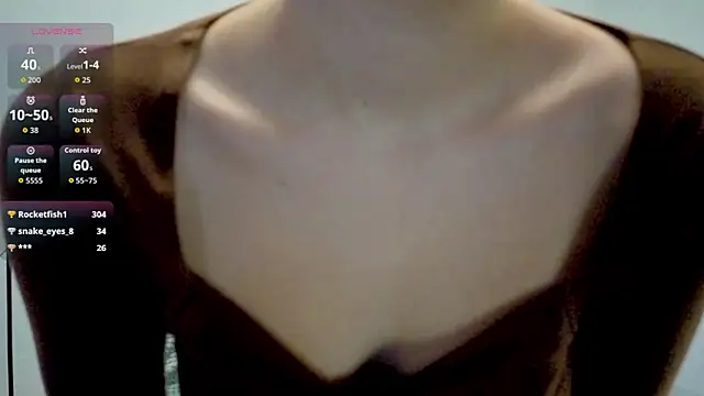 violetwluv online show from 12-15-25, 11:16