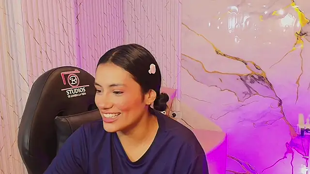 PEACHY TAY online show from 05-07-26, 11:46