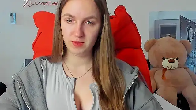 Nesie-Stoun online show from 12-23-25, 10:03