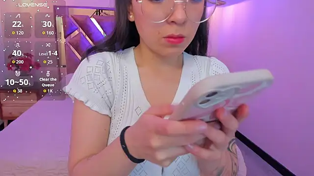 Kittyy patitas suaves online show from 11-19-25, 10:37