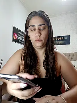 nahiarabiel33 online show from 02-10-26, 04:28