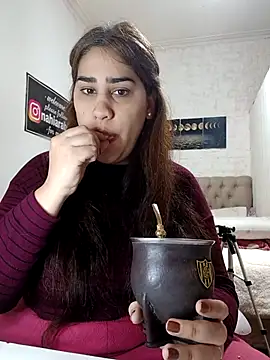 nahiarabiel33 online show from 06-23-26, 07:01
