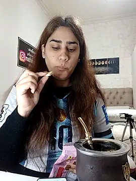 nahiarabiel33 online show from 07-04-26, 04:55
