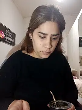 nahiarabiel33 online show from 06-02-26, 04:51