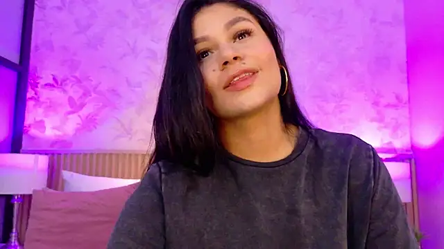 Snapshot of ValeriaMonet chatting on 05-22-26, 07:56 ValeriaMonet online show from 05-22-26, 07:56