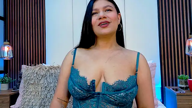 ValeriaMonet online show from 11-30-25, 02:51