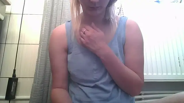 Snapshot of dirty_sasha00 chatting on 06-22-26, 03:25 dirty sasha00 online show from 06-22-26, 03:25