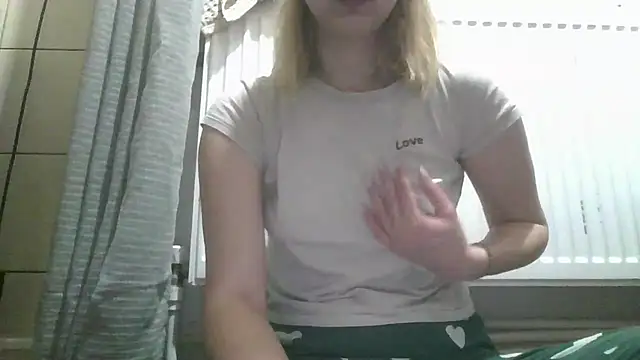 dirty sasha00 online show from 04-22-26, 02:51