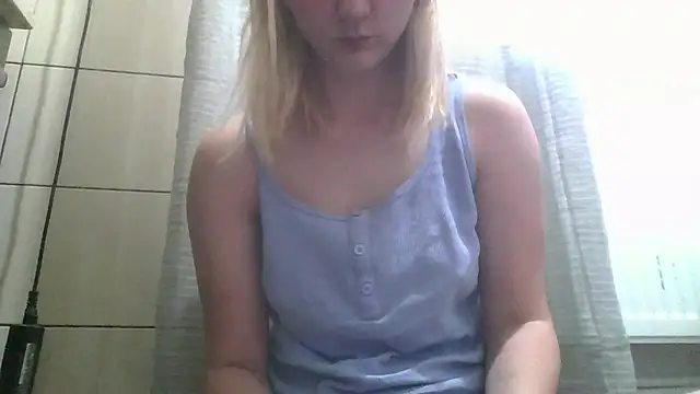 Snapshot of dirty_sasha00 chatting on 06-17-26, 02:44 dirty sasha00 online show from 06-17-26, 02:44