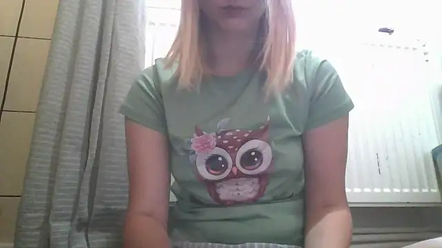 Snapshot of dirty_sasha00 chatting on 06-25-26, 02:53 dirty sasha00 online show from 06-25-26, 02:53