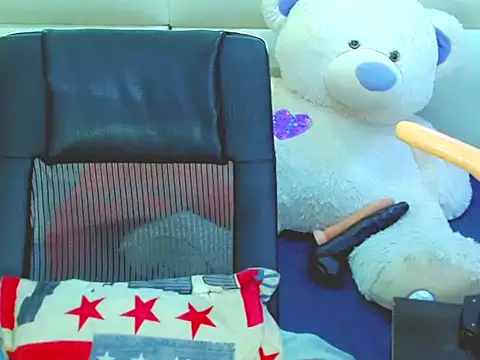 NharaBigCock online show from 02-13-26, 07:03