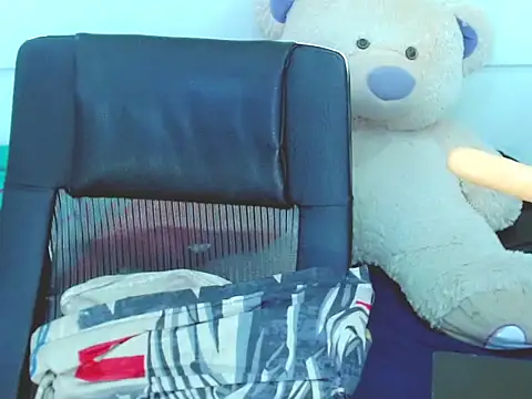 NharaBigCock online show from 03-24-26, 06:52