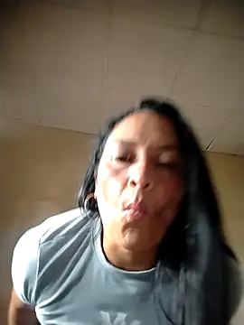 CatleyaSmith online show from 04-07-26, 02:41