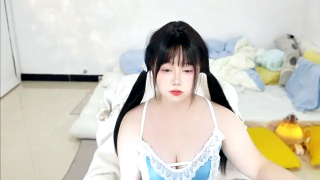 Nina37 online show from 04-10-26, 07:26