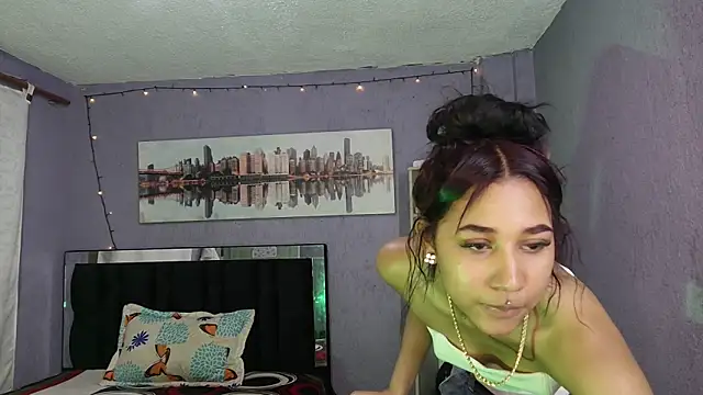 lyam ebony  online show from 11-18-25, 09:40