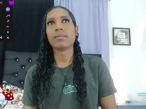 MiaCoock online show from 12-16-25, 12:42