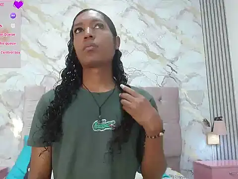 MiaCoock online show from 01-15-26, 01:47