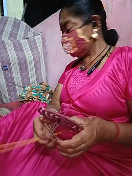 Snapshot of savithasree chatting on 06-22-26, 04:26 savithasree online show from 06-22-26, 04:26