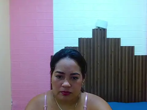 Bella Summers  online show from 11-11-25, 02:12