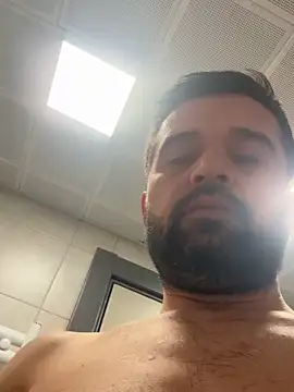 NiktirGit31 online show from 12-19-25, 08:11