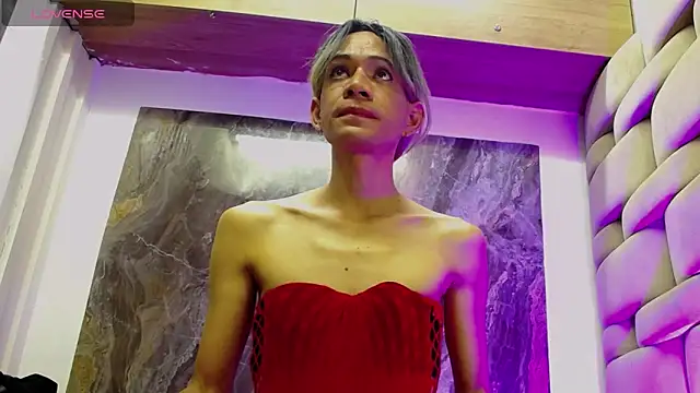 Caitlyn-Joness  online show from 11-19-25, 12:05