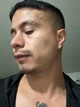 Snapshot of RaySullivan chatting on 11-08-25, 02:37 RaySullivan online show from 11-08-25, 02:37