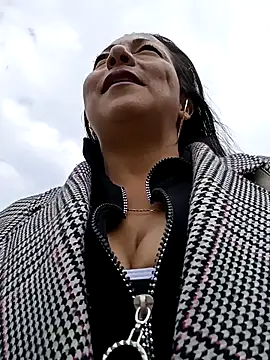 misshot 02 online show from 12-21-25, 07:37