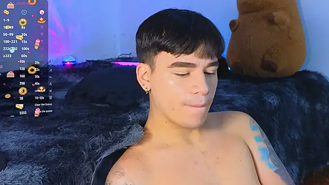 Maiicoll coleman online show from 11-22-25, 04:06