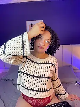 Snapshot of _sarahRose chatting on 11-29-25, 03:28 sarahRose online show from 11-29-25, 03:28