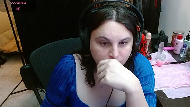 Snapshot of Salacious_Sage chatting on 02-13-26, 11:38 Salacious Sage online show from 02-13-26, 11:38