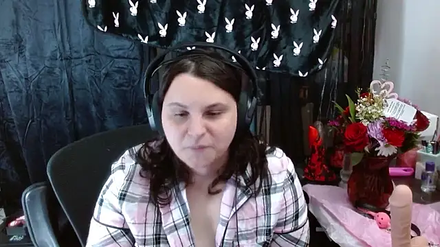 Snapshot of Salacious_Sage chatting on 02-16-26, 10:07 Salacious Sage online show from 02-16-26, 10:07