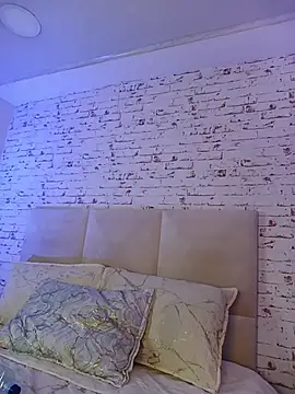 April Kay online show from 11-28-25, 03:39