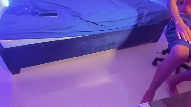 Snapshot of tayron_boy chatting on 11-04-25, 10:13 tayron boy online show from 11-04-25, 10:13