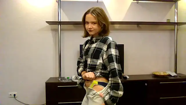 AlissaGerardo online show from 11-06-25, 12:20