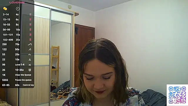 AlissaGerardo online show from 12-17-25, 02:11