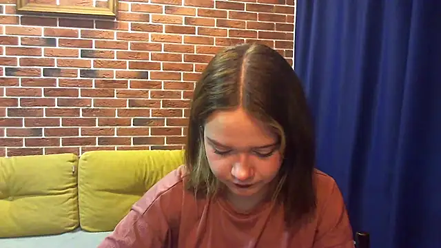 AlissaGerardo online show from 11-28-25, 02:06