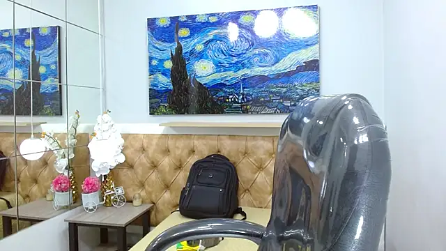 Liams18 online show from 12-14-25, 09:20