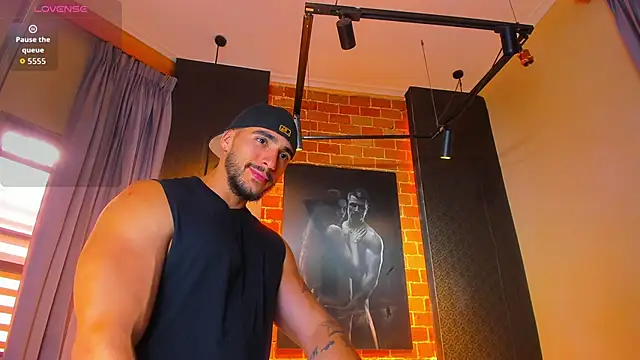 Scottfishcer1 online show from 11-20-25, 07:25