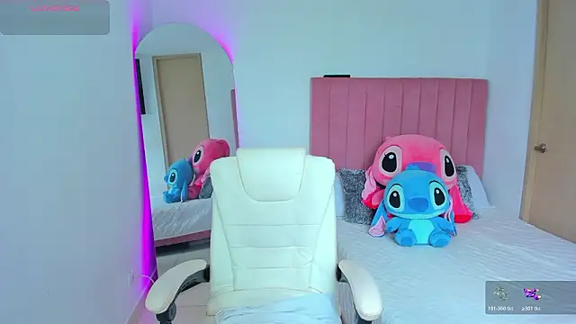 Janettcruz online show from 03-25-26, 06:18